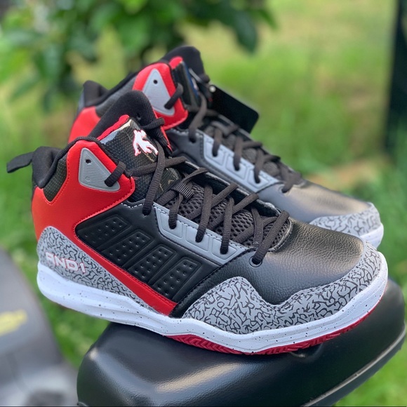 And1 Sneakers Men's Basketball Athletics Shoe New - Picture 3 of 11